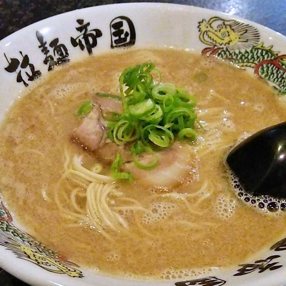 とんこつラーメン